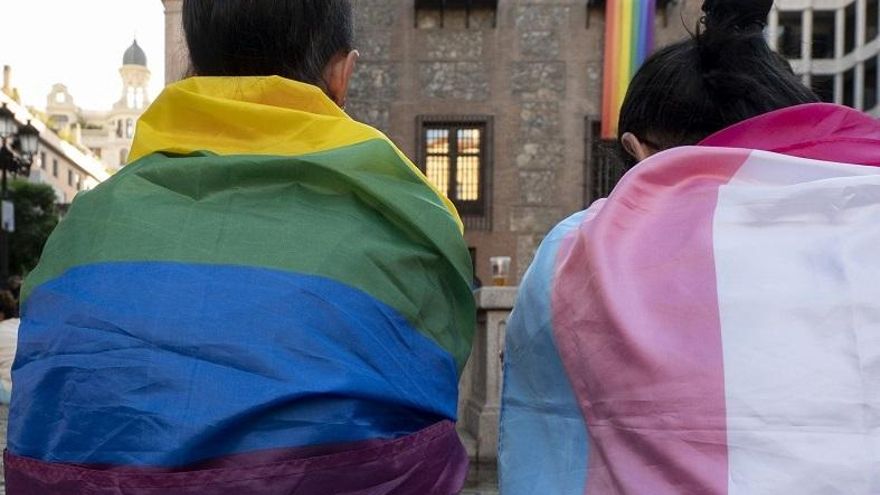 Barcelona impulsa una nueva ordenanza contra la LGTBIfobia y la abre primero a un debate ciudadano