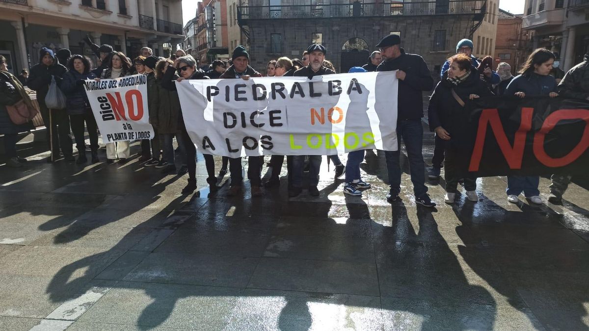 Manifestación en Astorga contra la planta de lodos de Piedralba.