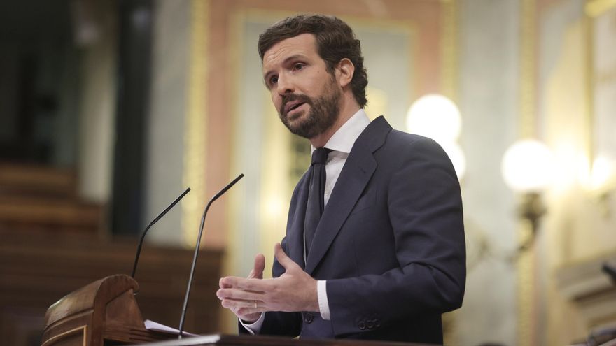 El líder del PP, Pablo Casado, interviene en el Pleno del Congreso de los Diputados que debate sobre los indultos. En  Madrid, a 30 de junio de 2021.