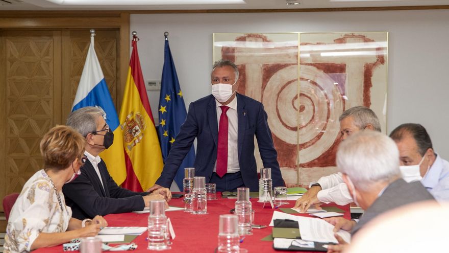 Los agentes económicos y sociales apoyan al Gobierno en las medidas de control de la quinta ola del COVID-19