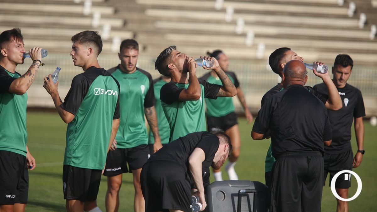 Primer entrenamiento del Córdoba CF tras las vacaciones