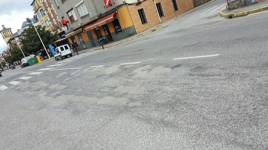 Baches avenida de Galicia entre Ponferrada y Fuentesnuevas