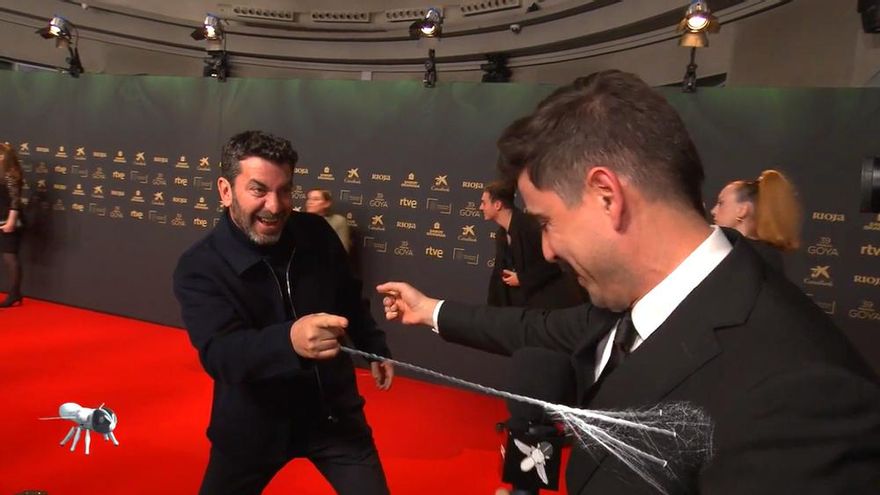 Arturo Valls se coló por sorpresa en el estreno del nuevo 'CQC' y recordó sus reportajes "de resaca"