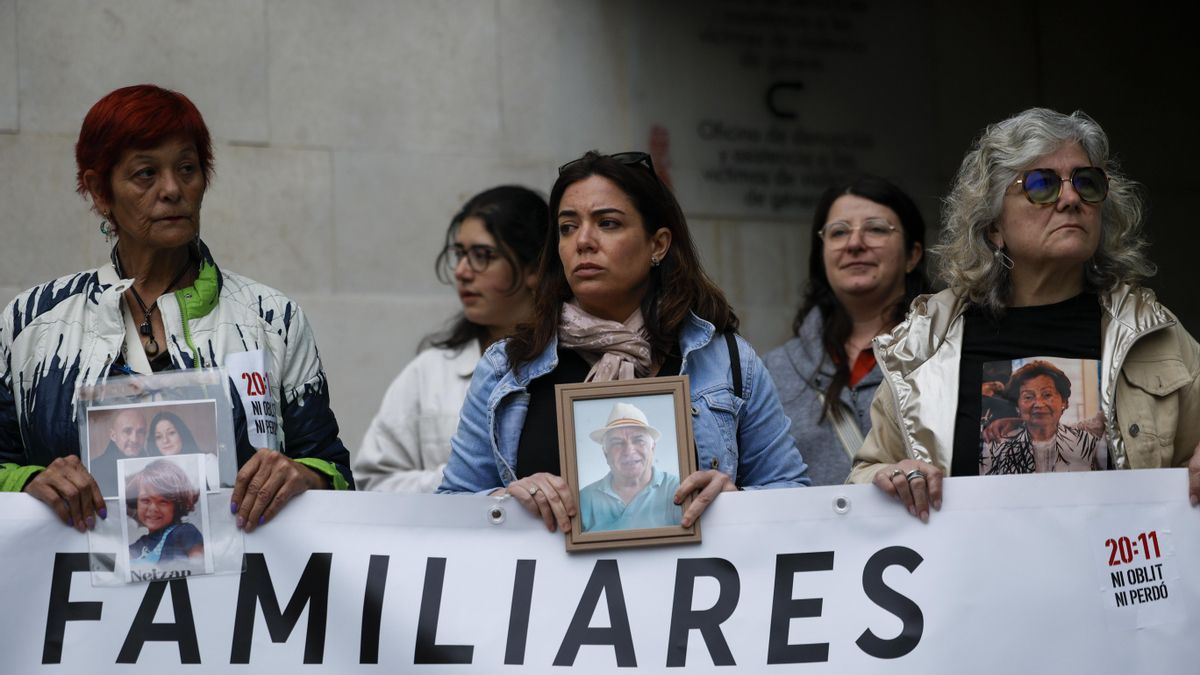 Imagen de archivo de una concentración de varias asociaciones de víctimas y damnificados por la dana.