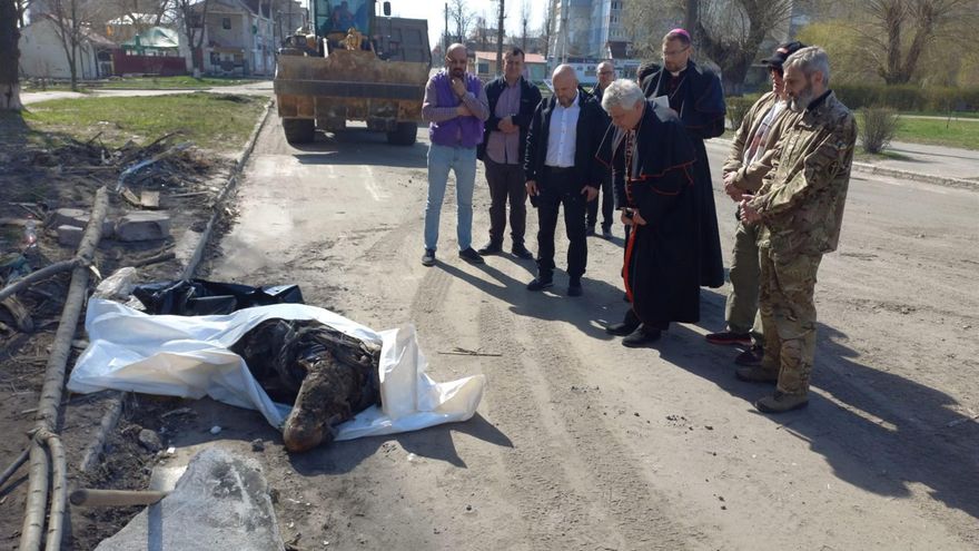 El cardenal enviado por el papa celebró el Vía Crucis en Bucha y Borodianka