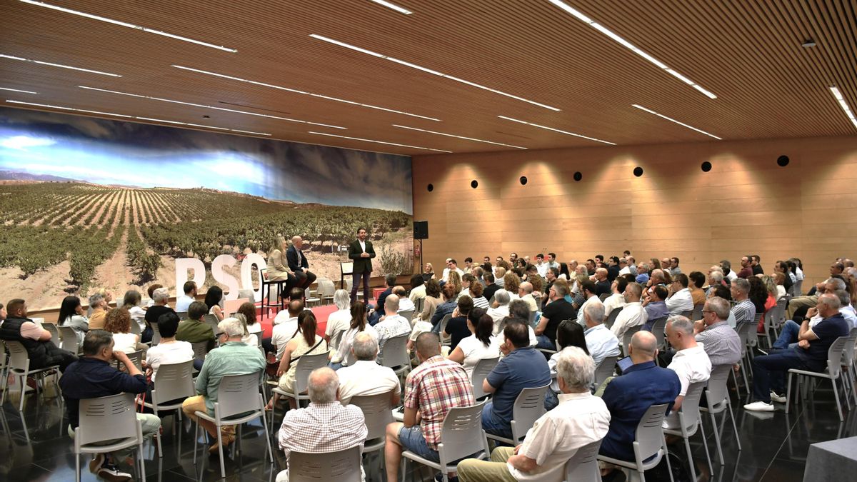 El PSOE riojano creará el Consejo de alcaldes y concejales "para compartir experiencias y necesidades"