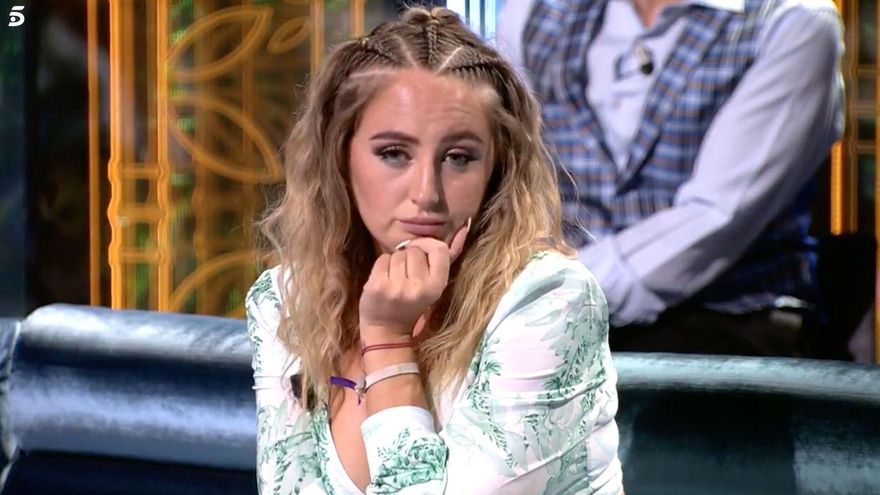 Rocío Flores niega que vaya a grabar un documental para responder a su madre: "No he firmado nada"