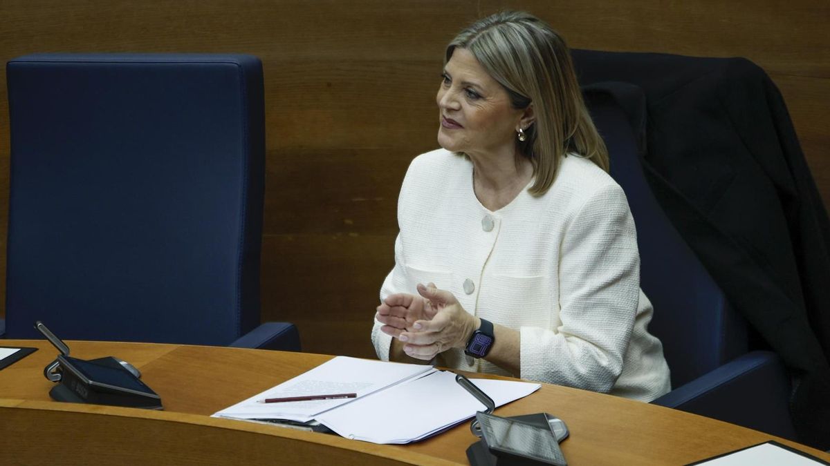 Educación trabaja en una propuesta para cubrir las reivindicaciones del profesorado que confía en tener lista "lo antes posible"