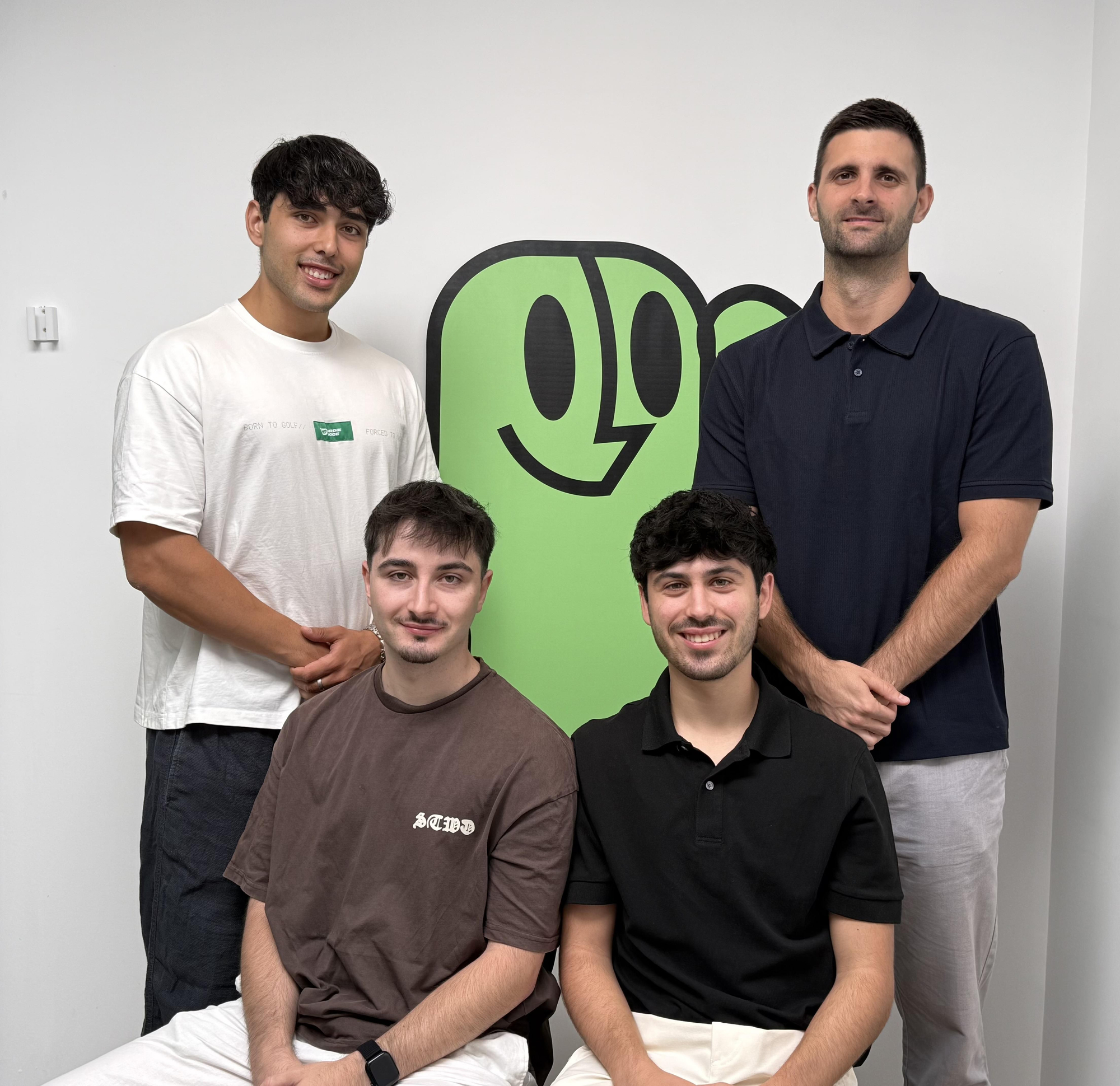 Álvaro Pérez, Álvaro Medina, Adrián Vanaclocha e Iván Rejas, equipo de Auro AI.