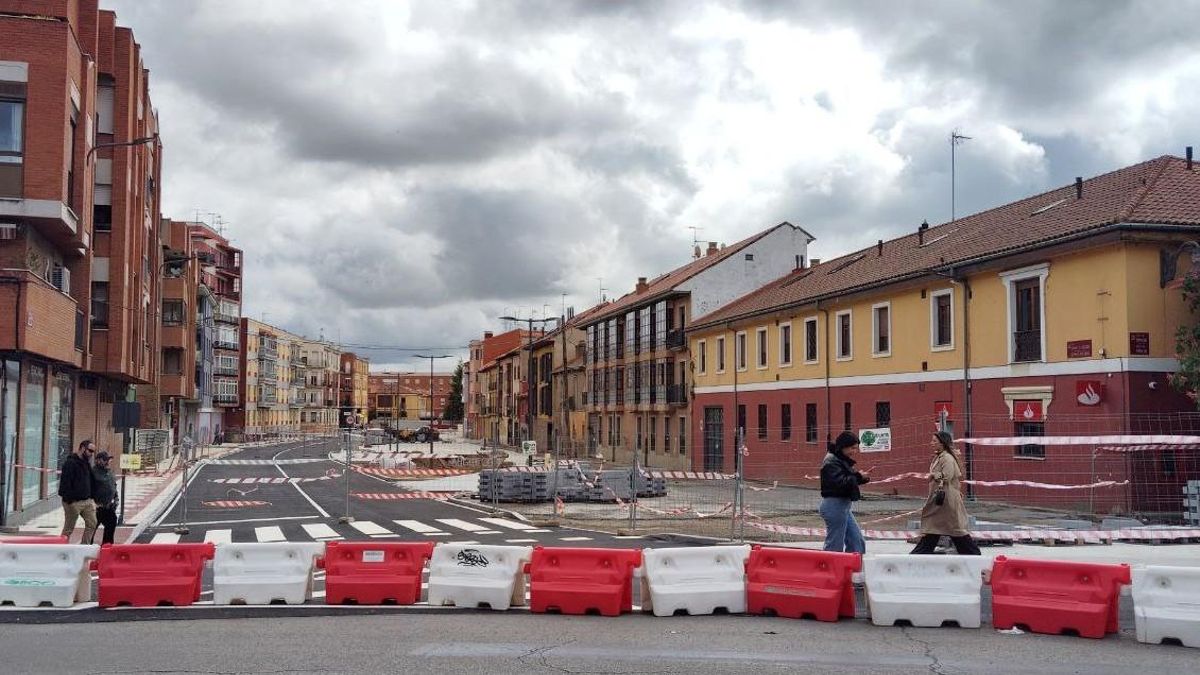 Imagen reciente de las obras de la Ronda Interior desde el Espolón hacia La Palomera y San Mamés.