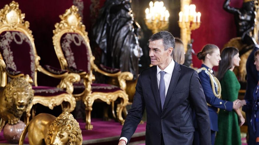 El presidente del Gobierno, Pedro Sánchez, este domingo en el Palacio Real con motivo del 12 de octubre.