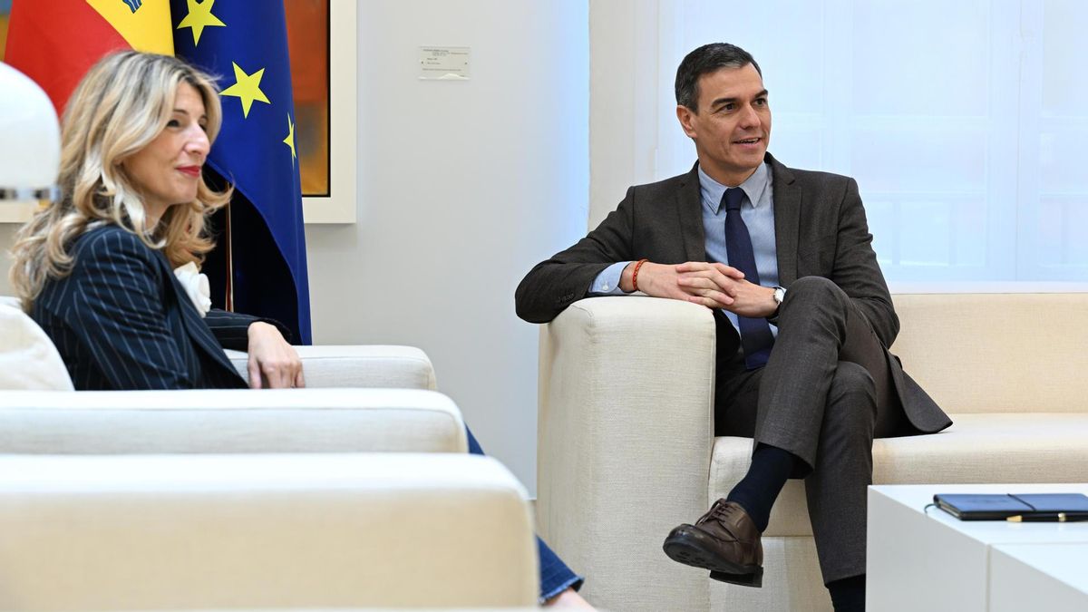 El presidente del Gobierno, Pedro Sánchez, se reúne con la vicepresidenta segunda y ministra de Trabajo y Economía Social, Yolanda Díaz.