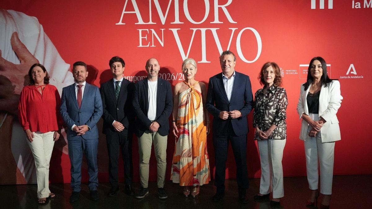 Las autoridades, en la presentación de la nueva temporada del Maestranza.