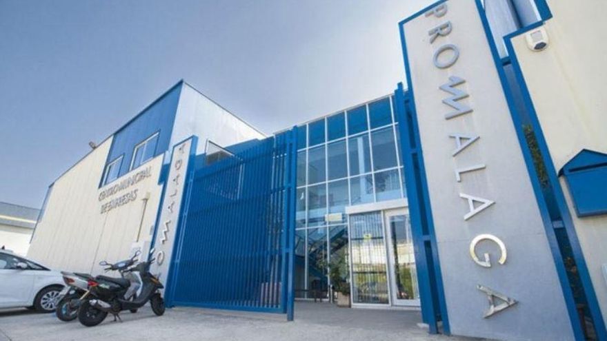 La Fiscalía acusa a un ex alto cargo de una empresa pública de Málaga de exigir una mordida a un empresario