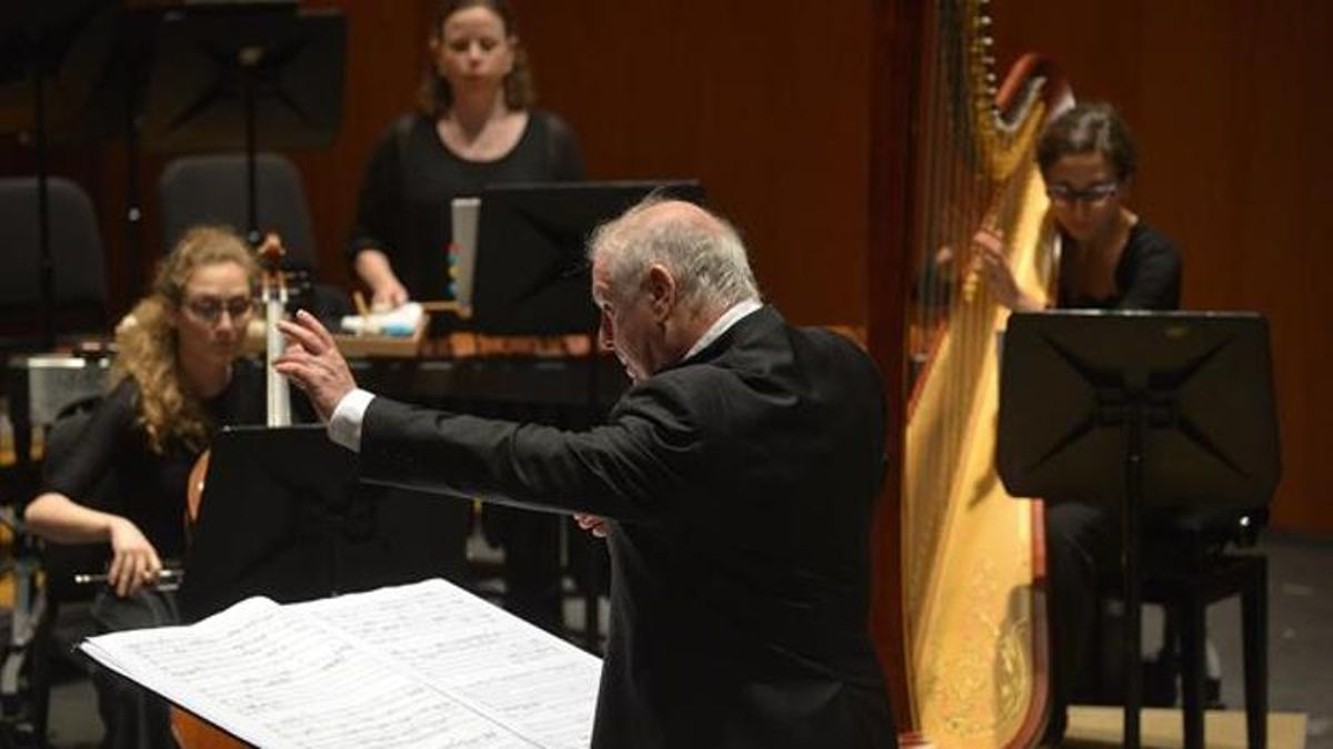 La Universidad de Córdoba propone como doctores honoris causa a Daniel Barenboim, Ana María Cuervo y Carlos Diéguez