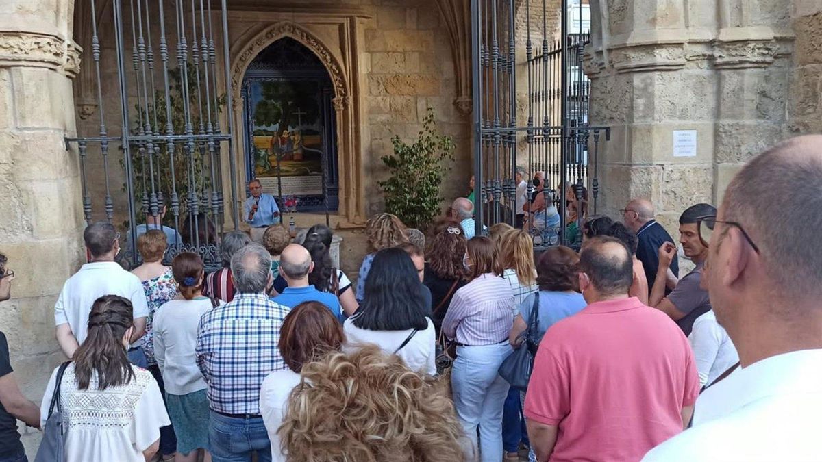 Imagen de archivo de una visita guiada al Santuario de la Fuensanta