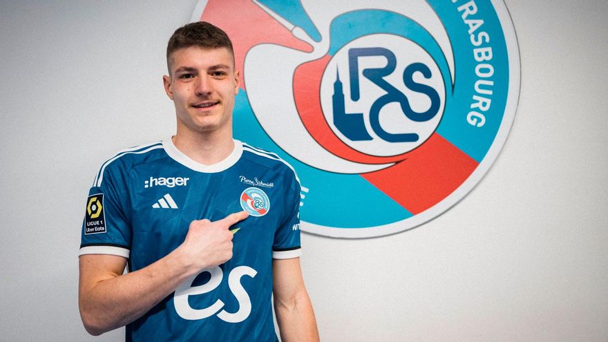 La UD Las Palmas confirma al ariete serbio Lukovic, cedido por el Estrasburgo