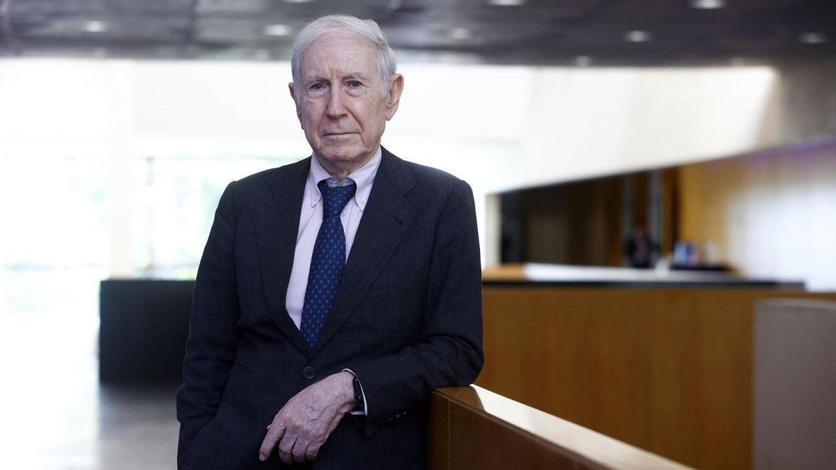 Shlomo Ben Ami en Barcelona, el 20 de octubre de 2025.