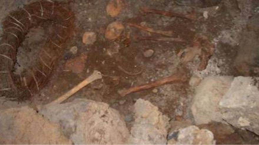 Huesos humanos en Sima de Jinámar