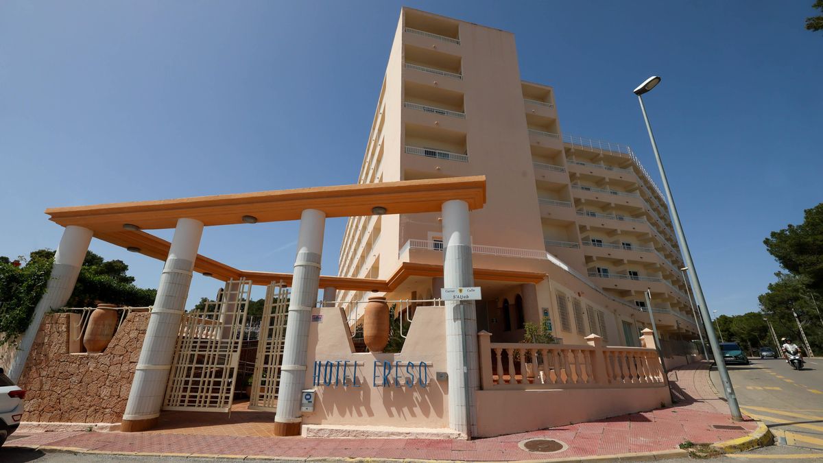 El hotel Invisa Ereso, construido en la avenida de es Canar en el año 1979.