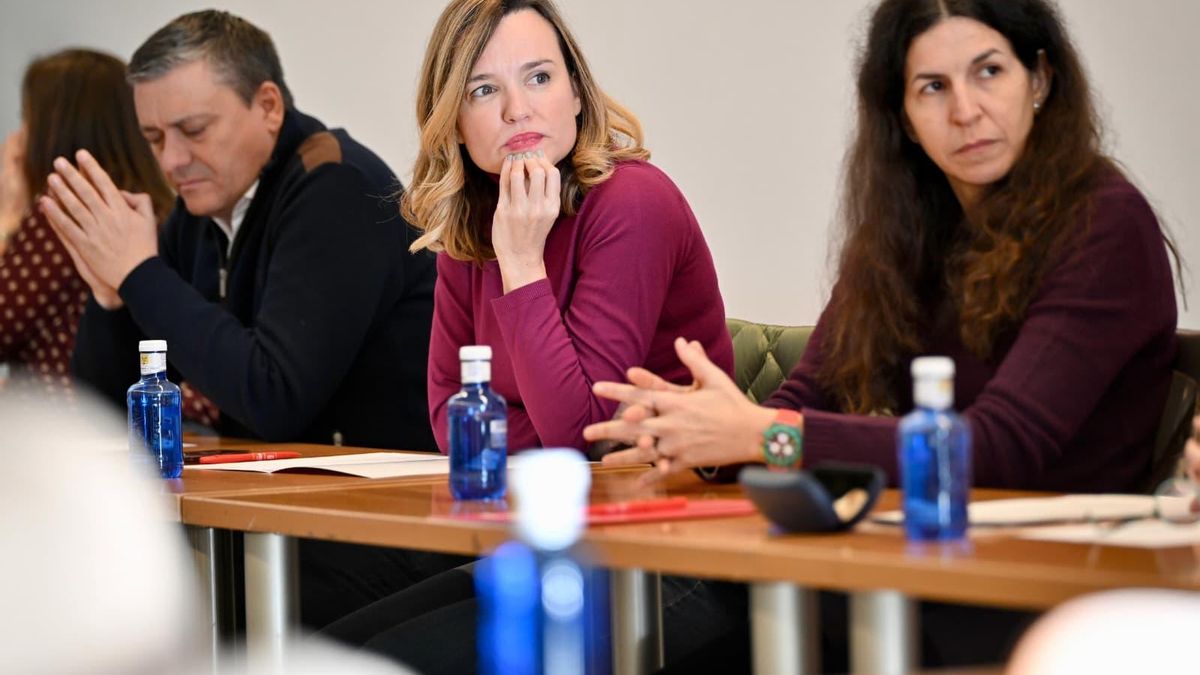 Alegría responde a Abascal tras su "ataque personal" por ser mujer: "Ojalá se queden solos los machistas"