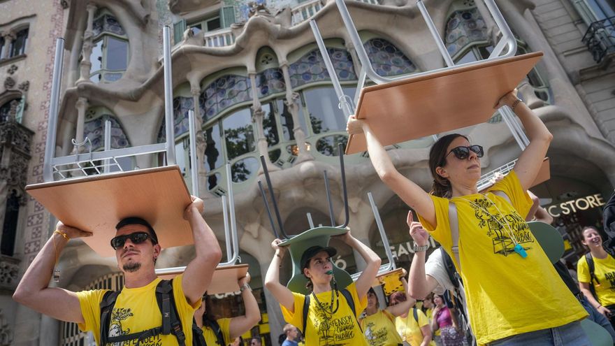 Los docentes de Catalunya rechazan el acuerdo de los sindicatos con el Govern y apuestan por seguir con más huelgas