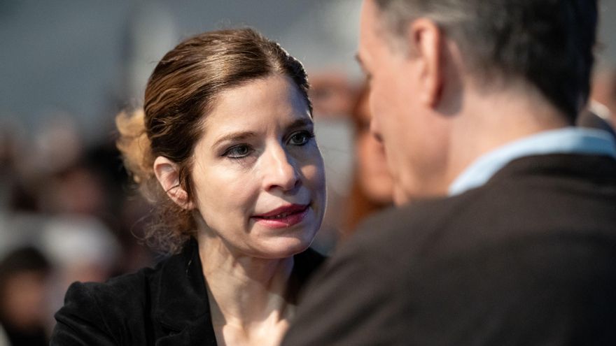 Archivo - La secretaria de Política Internacional y Cooperación al Desarrollo del PSOE, Hana Jalloul, durante el acto ‘Por la Decencia Democrática’, en el Auditorio Marcelino Camacho, a 28 de abril de 2024, en Madrid (España). El encuentro está convocado