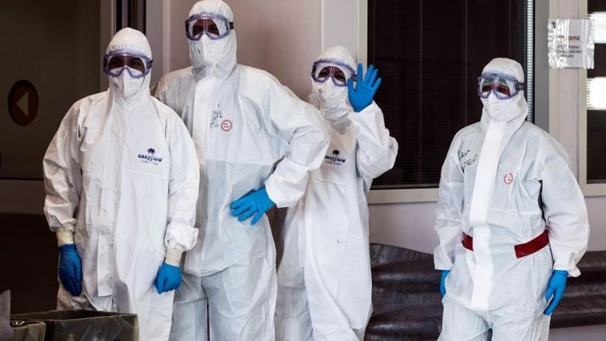 Italia sigue reduciendo contagios y Lombardía no detecta muertes por COVID