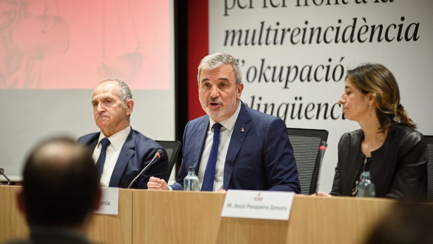 Collboni avala la petición de la abogacía de Barcelona para endurecer el Código Penal frente a los hurtos de móviles