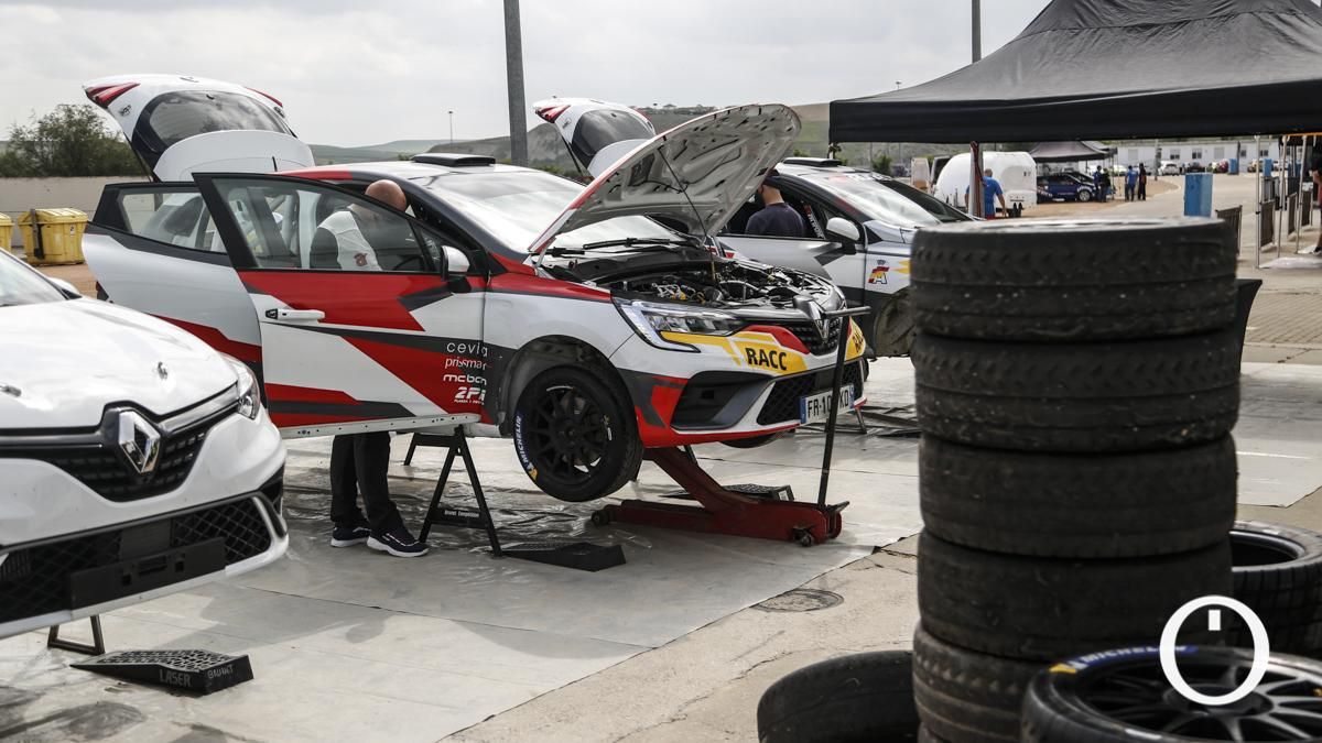 Parque cerrado del XXXVIII Rallye Sierra Morena