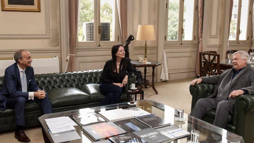 El rector de la UBA se reunió con la ministra de Capital Humano para abrir un canal de diálogo