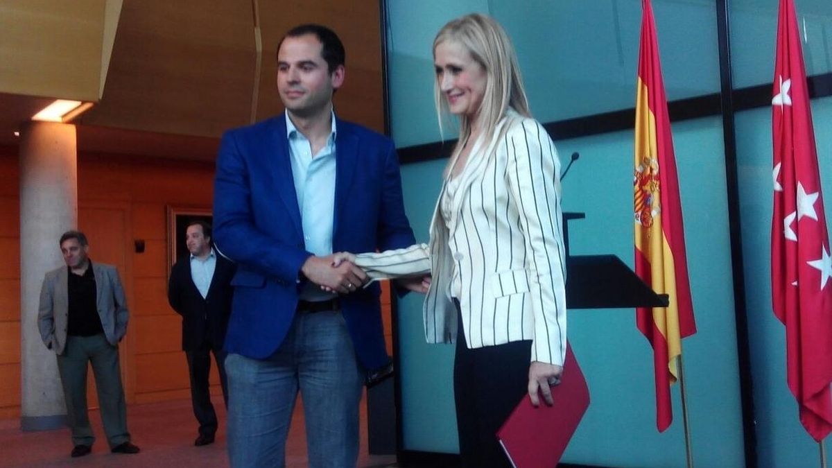 PP y Ciudadanos ratifican este viernes su acuerdo para la investidura de Cifuentes