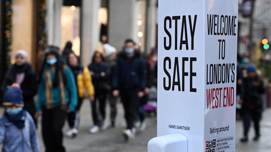 El Reino Unido marca un nuevo récord de casi 130.000 contagios en un día EFE/EPA/ANDY RAIN