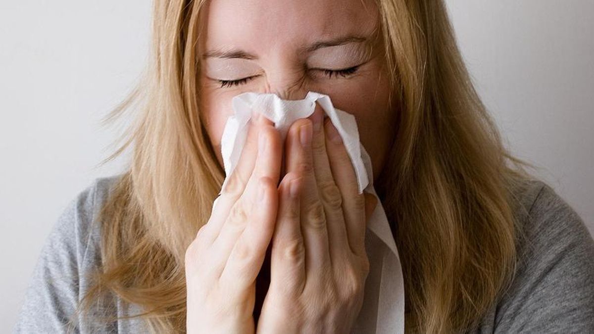 Suplementos y vitaminas imprescindibles con la llegada del frío: cómo cuidar tus defensas