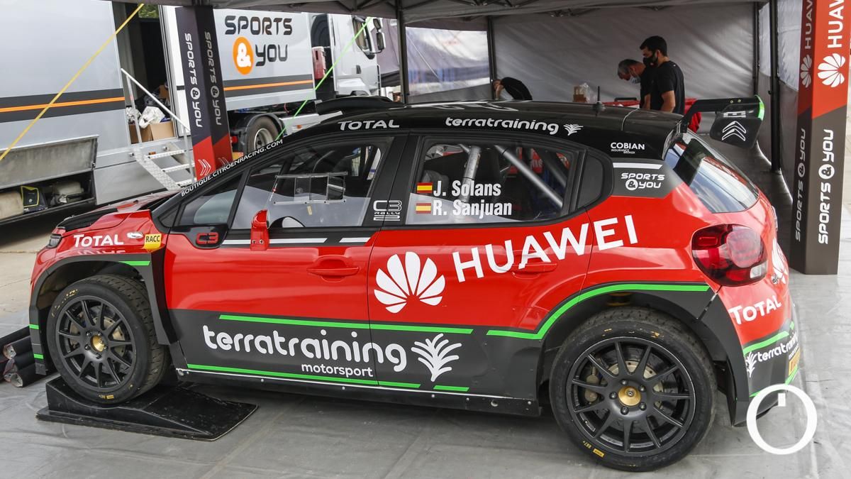 Parque cerrado del XXXVIII Rallye Sierra Morena