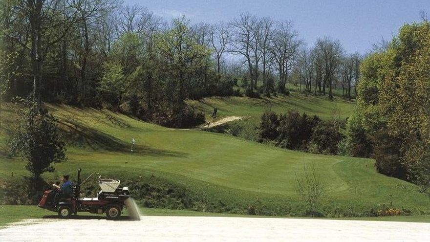 El hoyo del campo de golf público de Álava: 500.000 euros de pérdidas anuales y 30.000 jugadores menos que en 2002