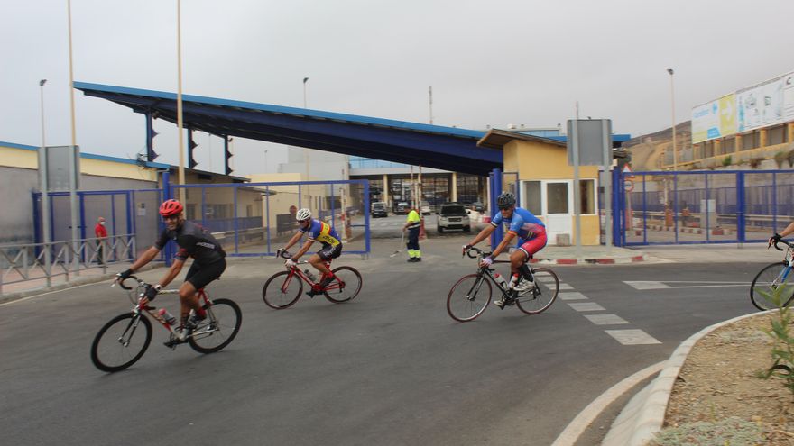 Vuelta ciclista en Ceuta con la frontera cerrada