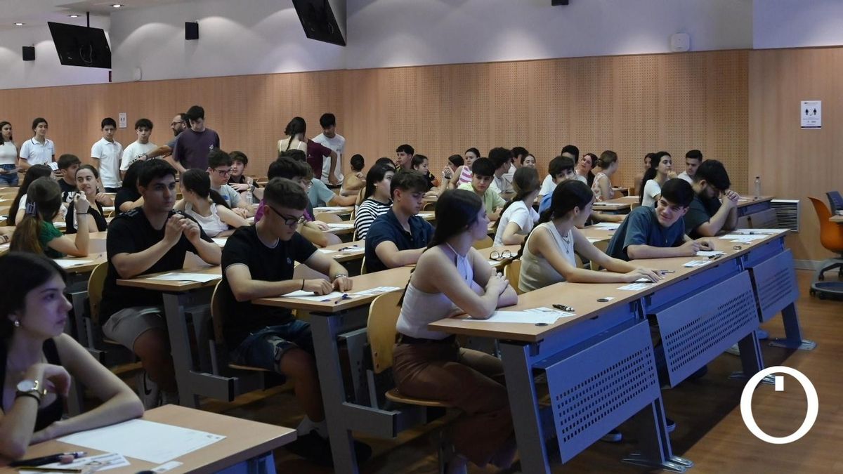 Arranca la Pevau 2024: Luis Cernuda, Martín Gaite y 'El árbol de la ciencia' para empezar