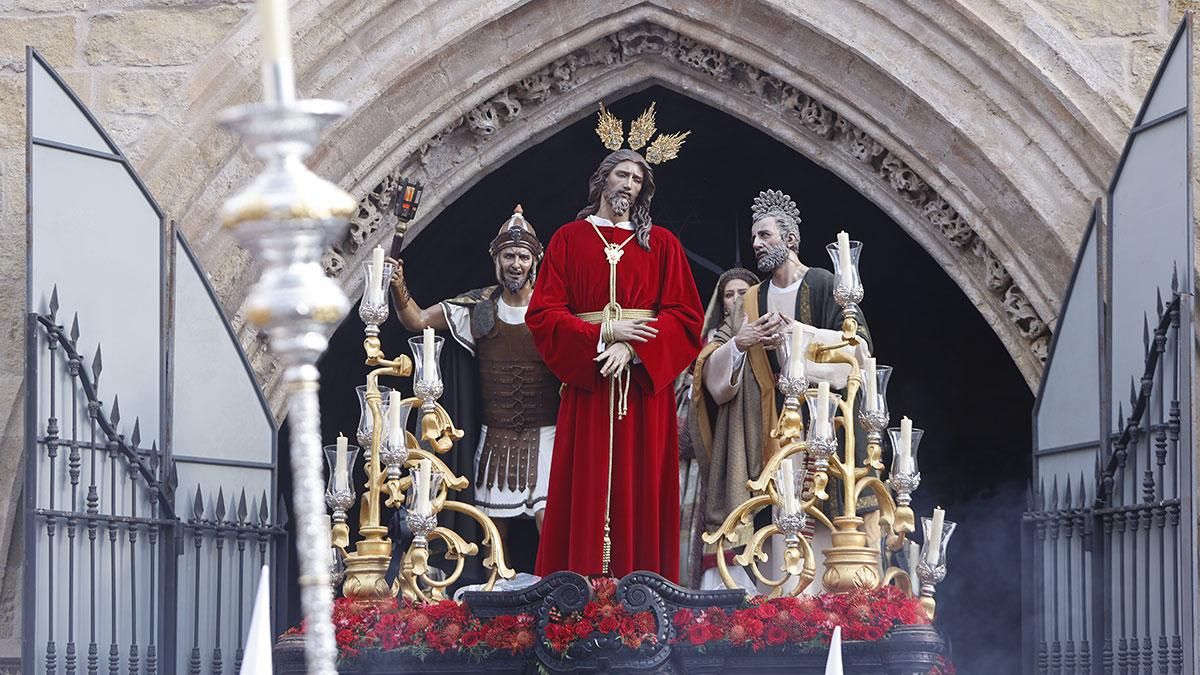 Salida de la hermandad de la Bondad