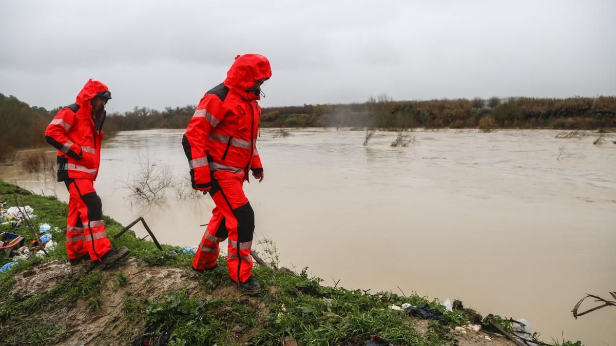 El primer 'round' de Leonardo provoca desalojos y más de medio centenar de incidencias en Córdoba