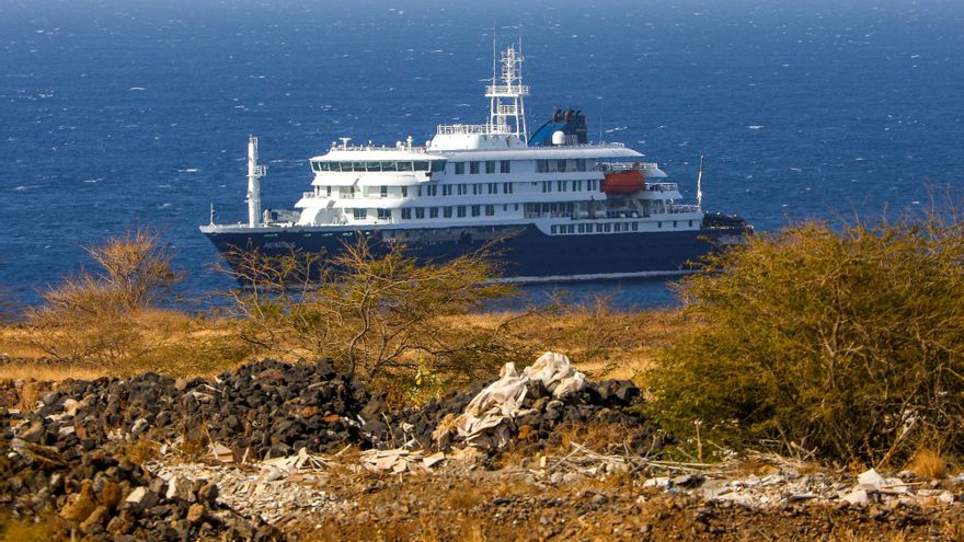 La OMS evacuará a los sospechosos de hantavirus a Países Bajos y mantiene Canarias como posible destino del barco