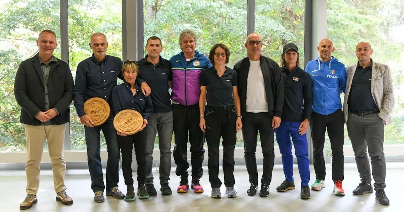 El palmero Omar Hernández, primero por la izquierda.