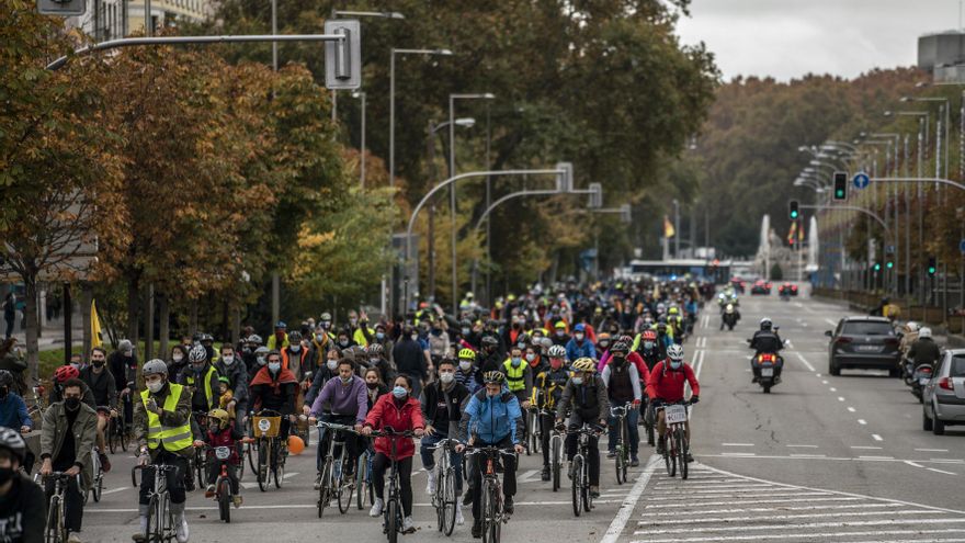 "Por lo menos que pongan el carril de la Castellana, es fundamental", reclama Rodrigo.