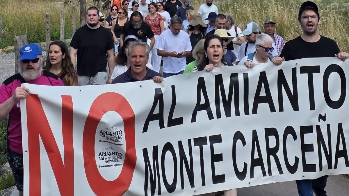 Marcha ciudadana contra el “opaco” proyecto del vertedero que enterrará 4.000 toneladas de amianto en Castañeda