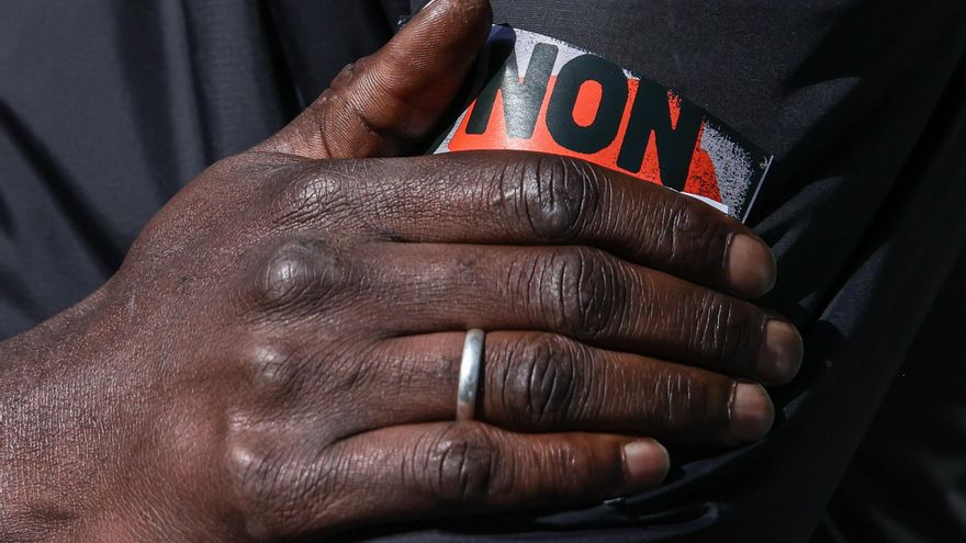 La derecha francesa utiliza la nueva ley sobre inmigración para disputar el terreno perdido con la extrema derecha