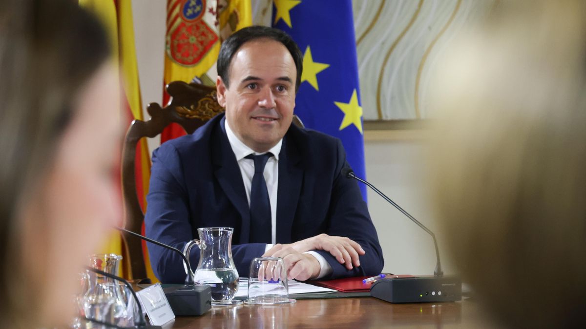 Pérez Llorca nombra en Presidencia a Ángela Cano, hija del alcalde de La Nucía y sobrina de la consellera de Innovación