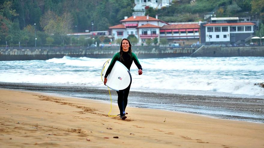 De Madrid a Pamplona: Soraia (28 años), opositora a policía local