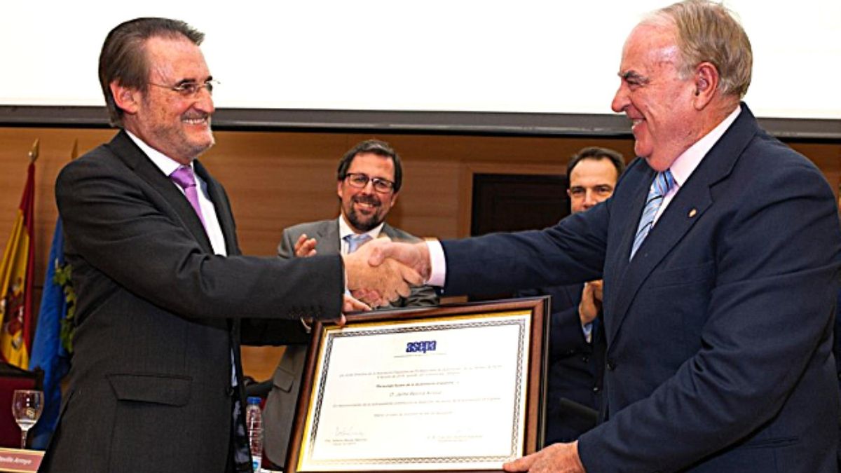 La industria de automoción se despide de Jaime Revilla, el impulsor de Iveco y Pegaso en España