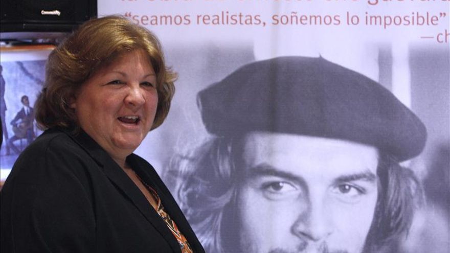 La hija del "Che" pide a la izquierda europea unión contra el neoliberalismo