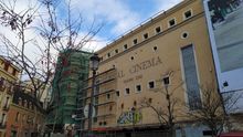 Fachada del Real Cinema, en la plaza de Ópera de Madrid. / SPM